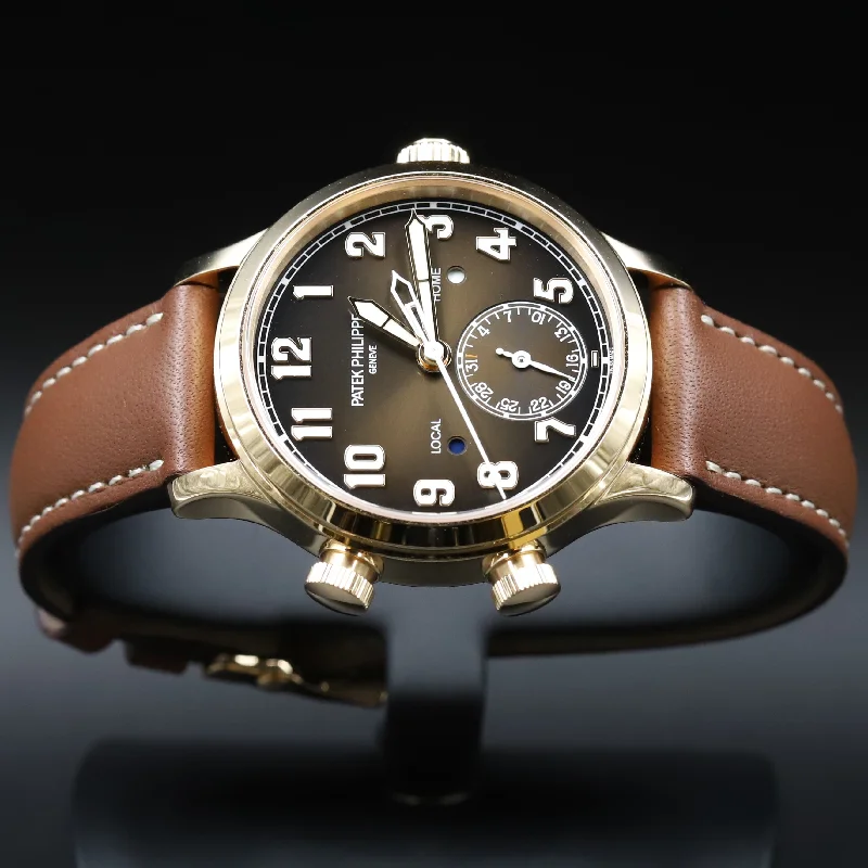 Patek Philippe<br>7234R Calatrava Pilot Travel Time