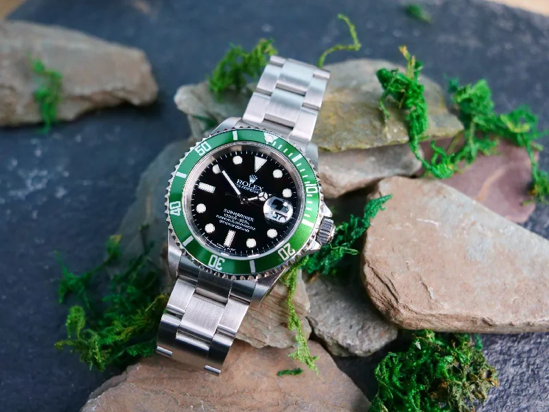 Rolex Submariner 16610LV “KERMIT” Full SET